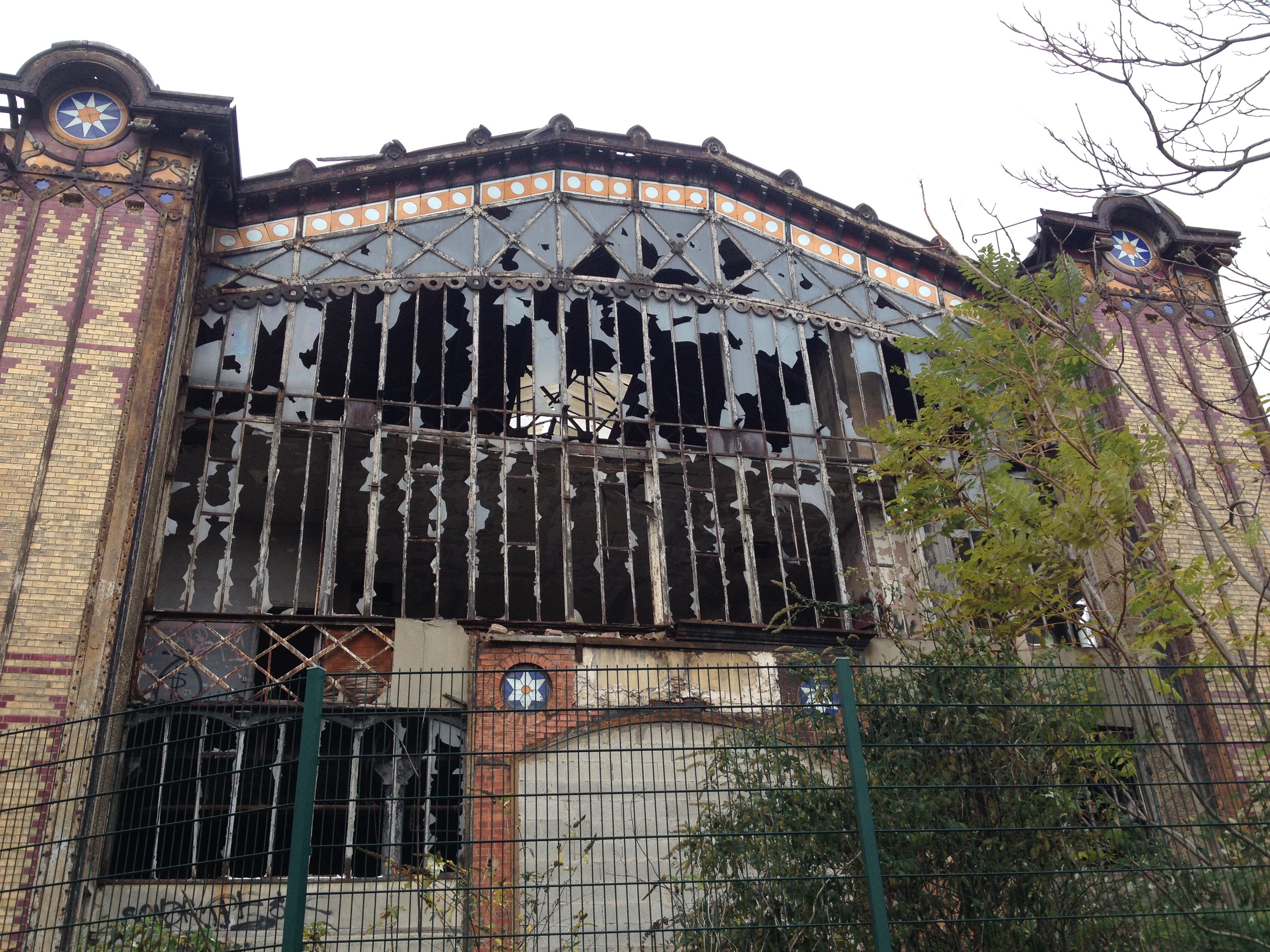 Transformation de la Gare Lisch à Asnières ou le vibrant hommage d&rsquo;un descendant de pionnier de l&rsquo;aviation à son aïeul